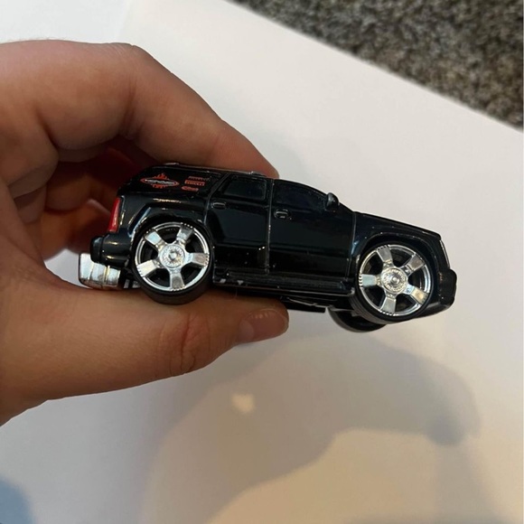 Hot Wheels Mattel 2002 Alpine Car Tunerz Cadillac Escalade 1/64 Diecast Black - Picture 7 of 8
